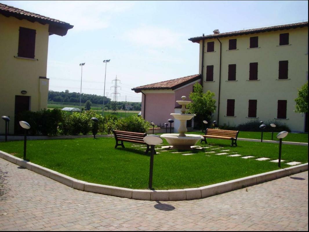 Designcontrodesign Villa Desenzano del Garda Luaran gambar