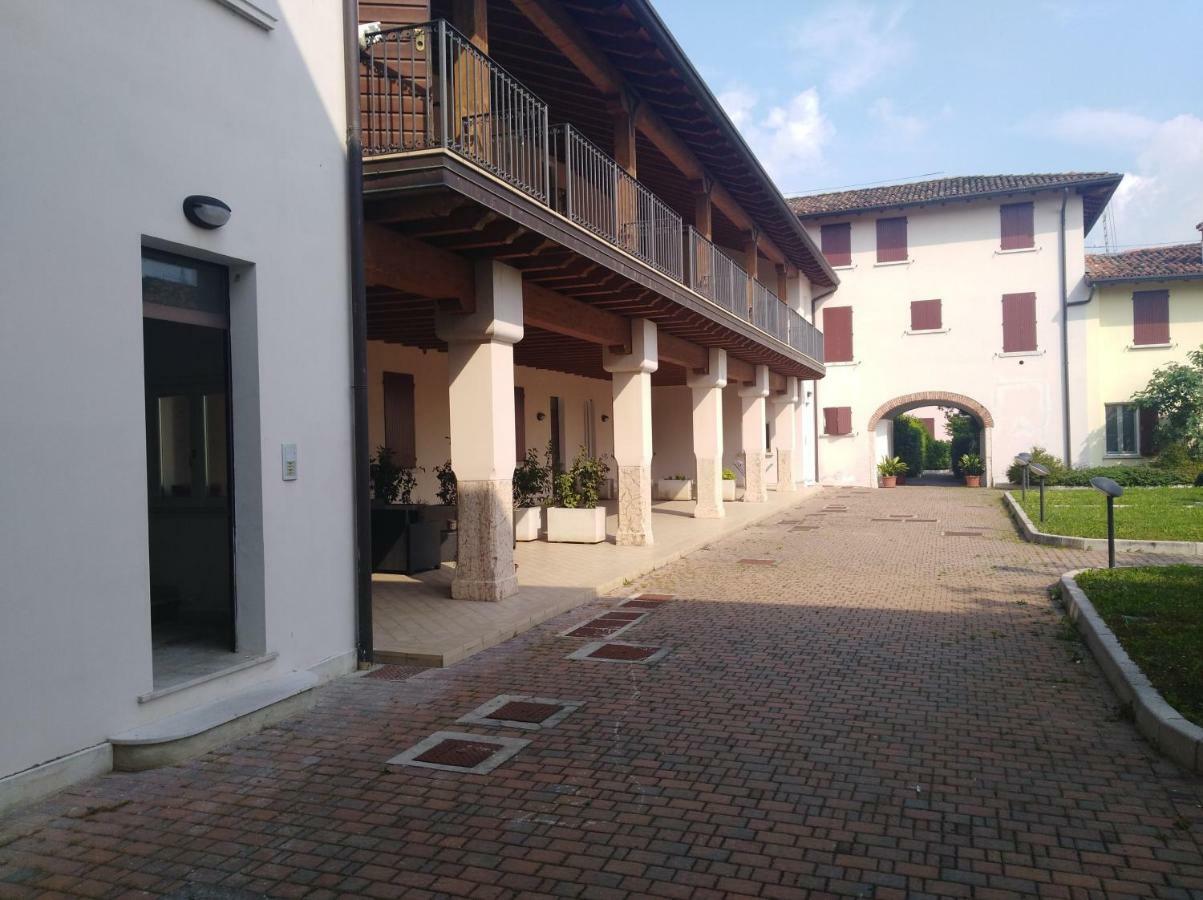 Designcontrodesign Villa Desenzano del Garda Luaran gambar