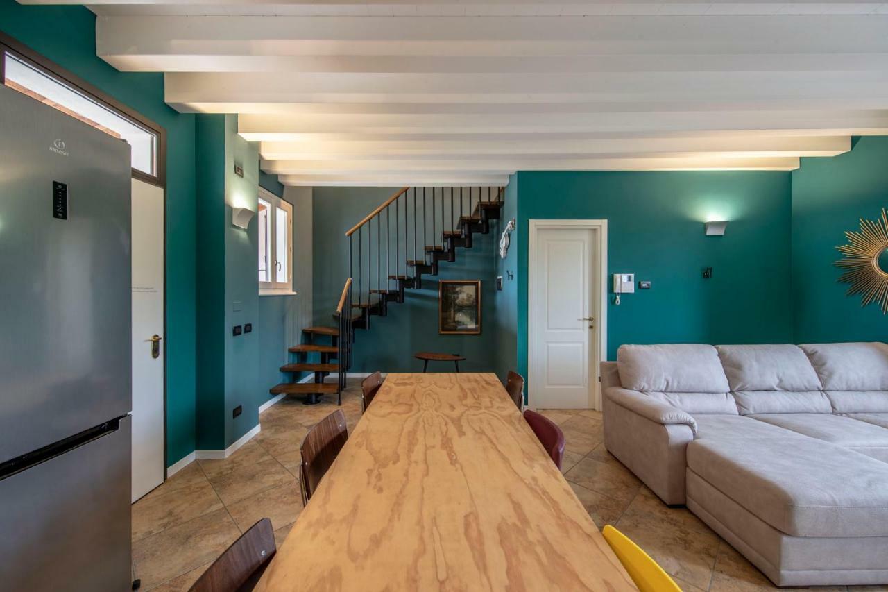 Designcontrodesign Villa Desenzano del Garda Luaran gambar
