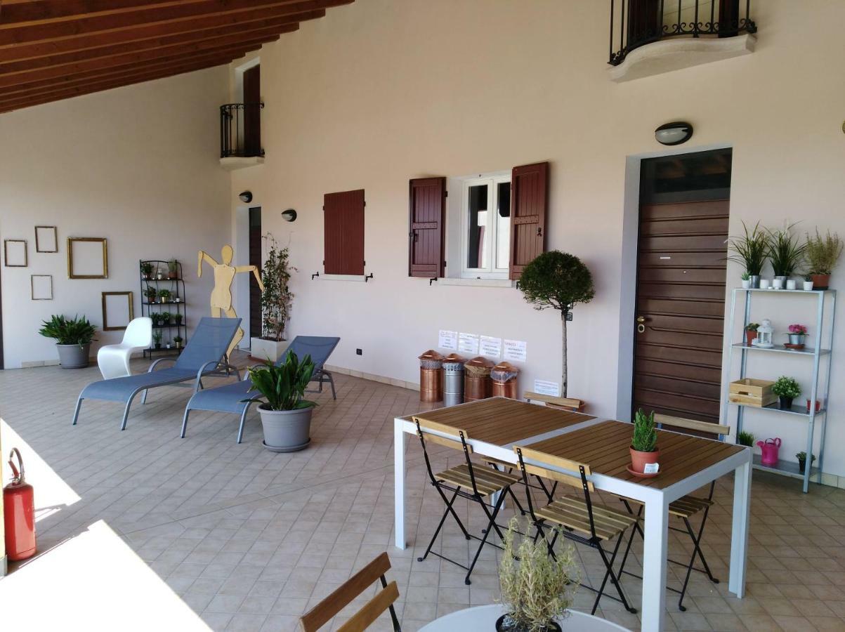 Designcontrodesign Villa Desenzano del Garda Luaran gambar